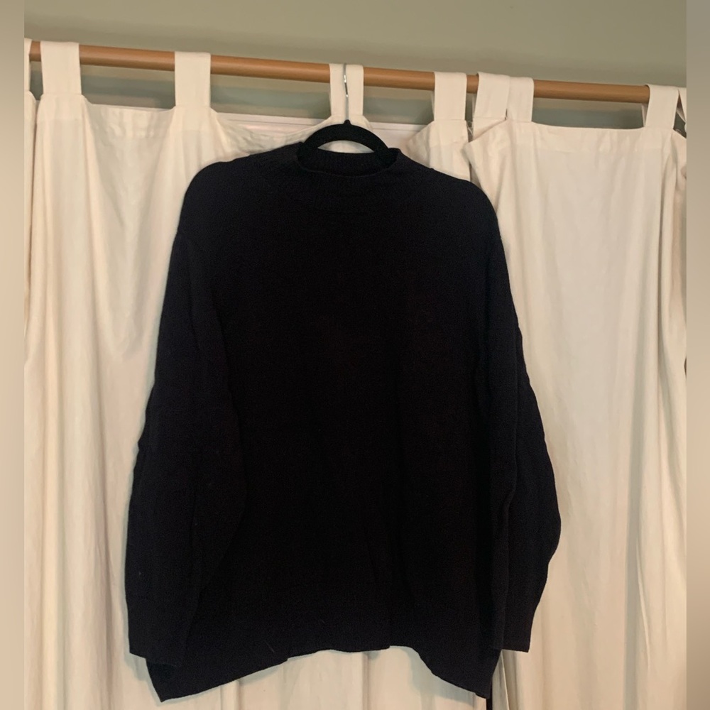 Old Navy Black Knit Pullover - Picture 7 of 7